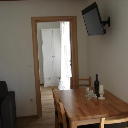 Dominik Apartament *